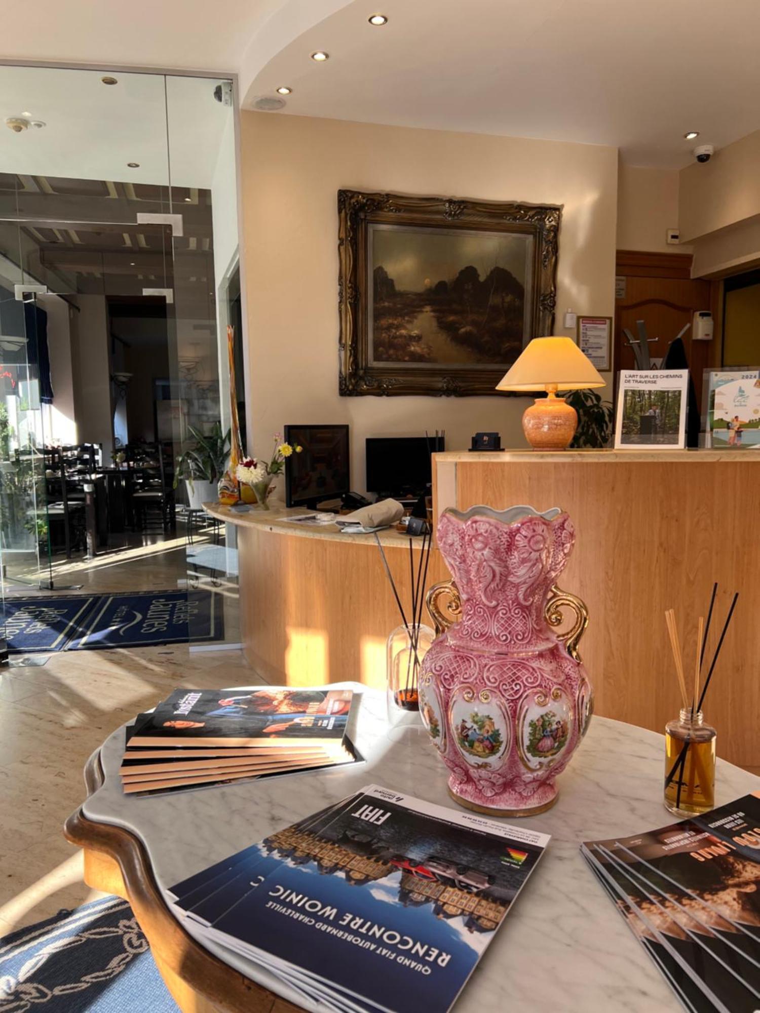 Les Reflets Jaunes Hotel 3*